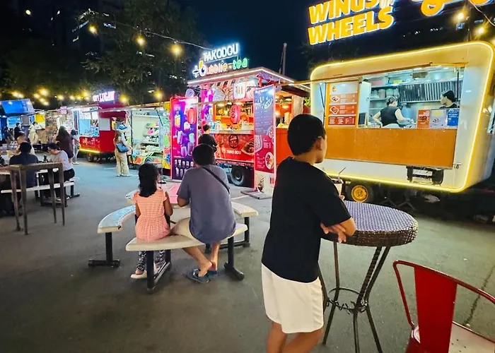 Kd's - Fast Wifi, Netflix , Pool , Karaoke