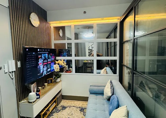 Kd's - Fast Wifi, Netflix , Pool , Karaoke *