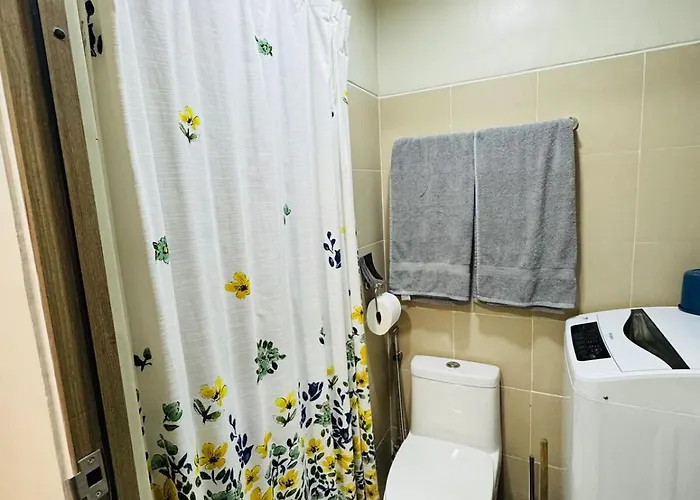 Apartment Kd's - Fast Wifi, Netflix , Pool , Karaoke Manila
