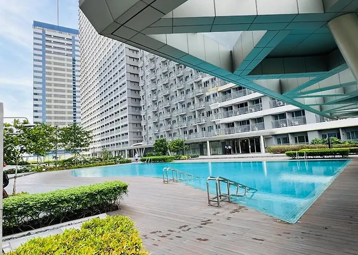 Kd's - Fast Wifi, Netflix , Pool , Karaoke Apartment